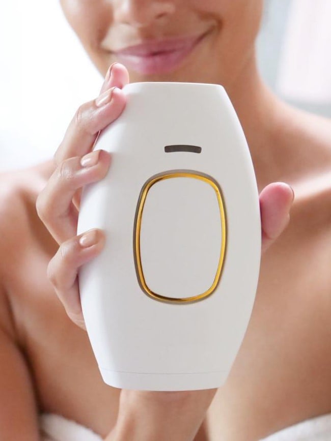 IPL laser hair removal tool with ice cooling feature for painless body hair treatment